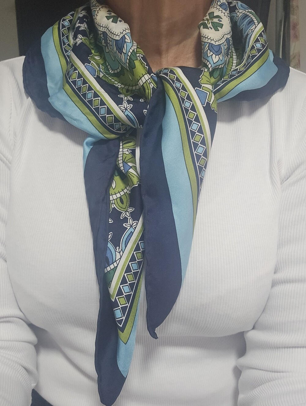Vera Bradley 100% Silk Navy, Light Blue Green Paisley Floral Scarf, 27" Square